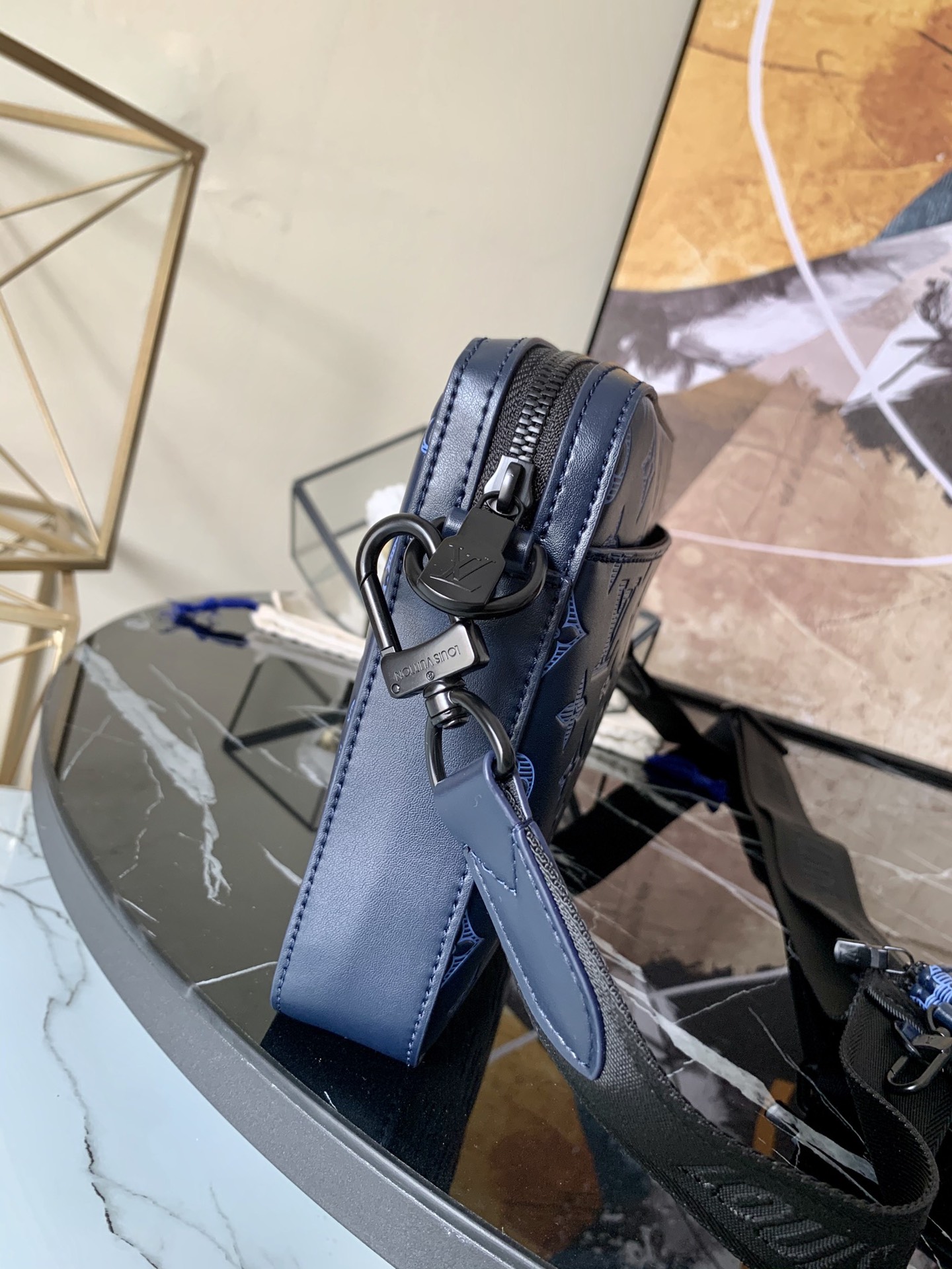 l0vis Vvtt0n duo messenger monogram shadow leather navy m45730 26 x 18.5 x 5 cm