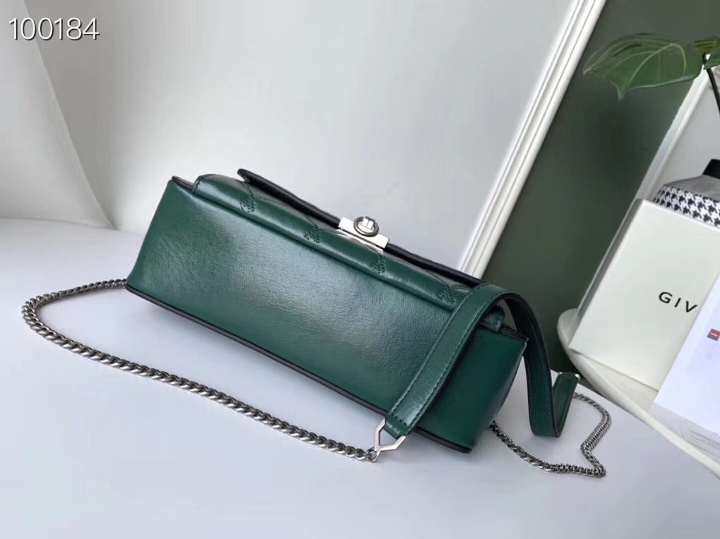 GIVENCHY POCKET BAG IN LEATHER Forest Green 22 x 13 x 7 cm