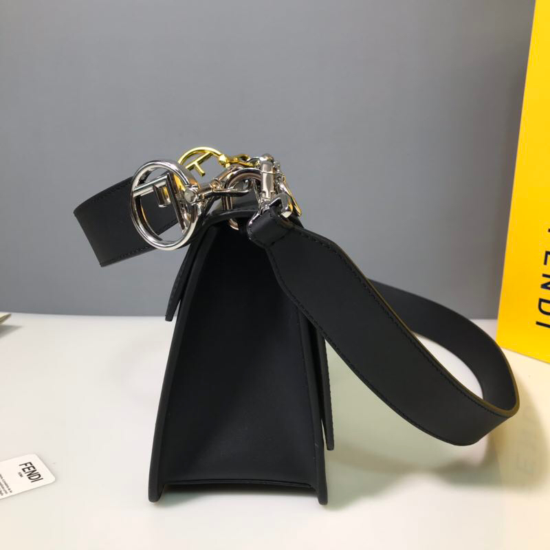 F**di kan i f leather black 8bt284 25 cm