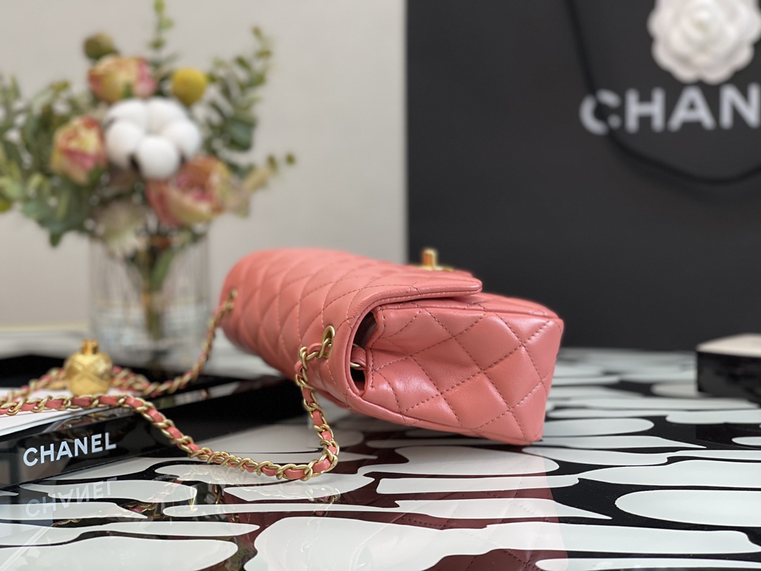 Ch**el charm strap flap bag lambskin pink as1787 17 x 20 cm