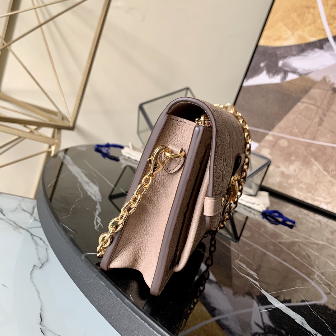 l0vis Vvtt0n vavin chain wallet monogram empreinte leather beige m67839 19 x 12.5 x 4 cm