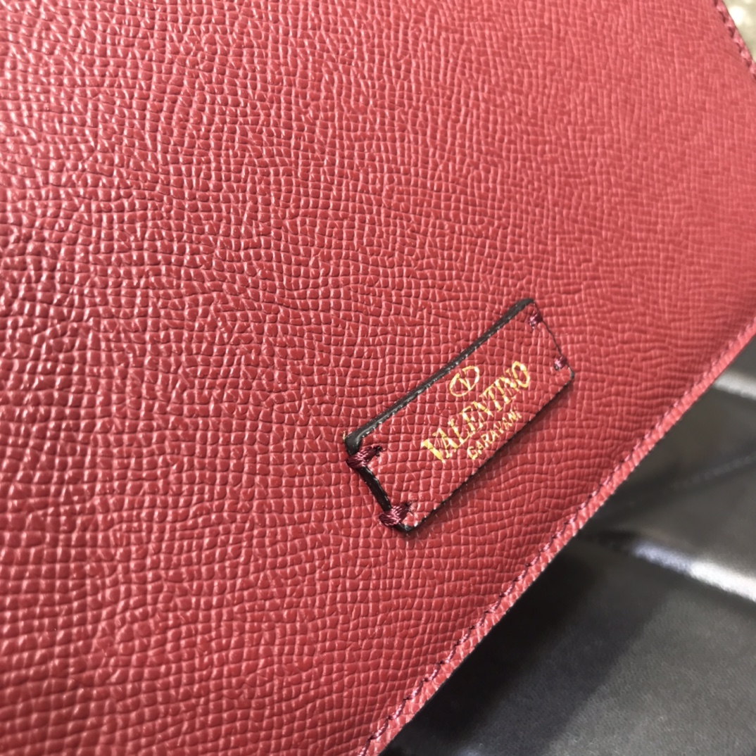 Va1e*ntin0 vsling grainy calfskin shoulder bag burgundy vw2b0f00 22 x 11 x 17 cm