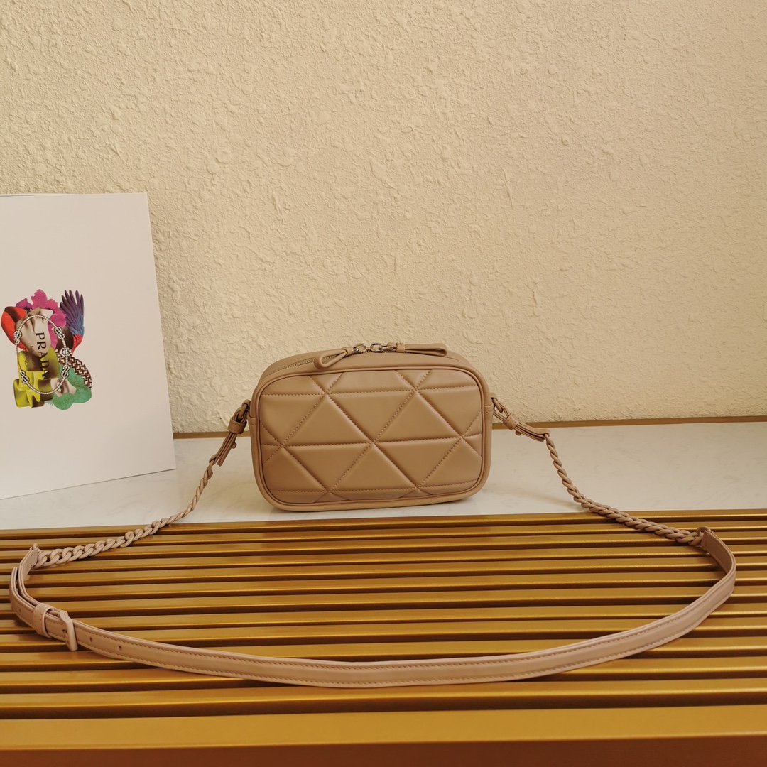 Pra*a spectrum shoulder bag quilted nappa leather light beige 1bh141 13.5 x 21 x 8 cm