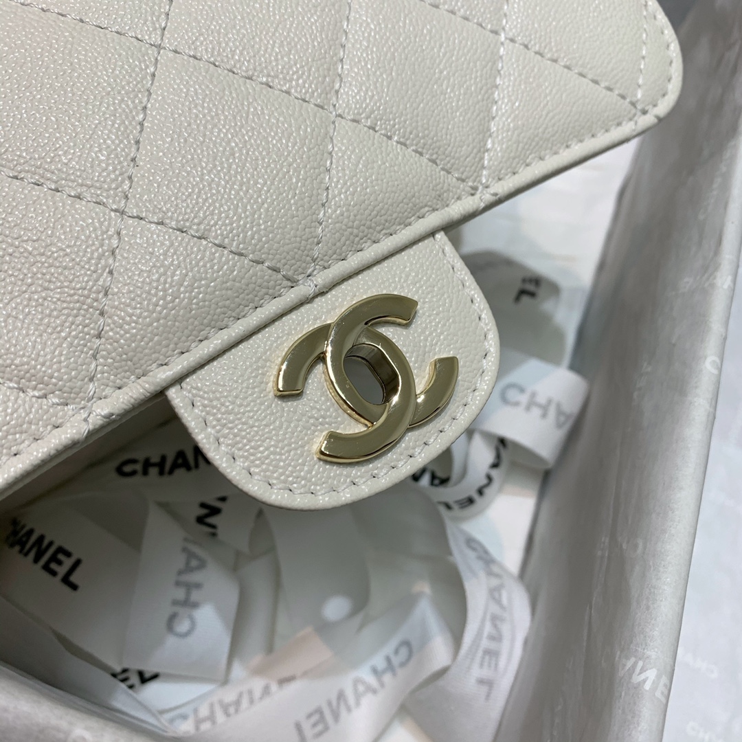 Ch**el calfskin flap bag white as2273 20cm
