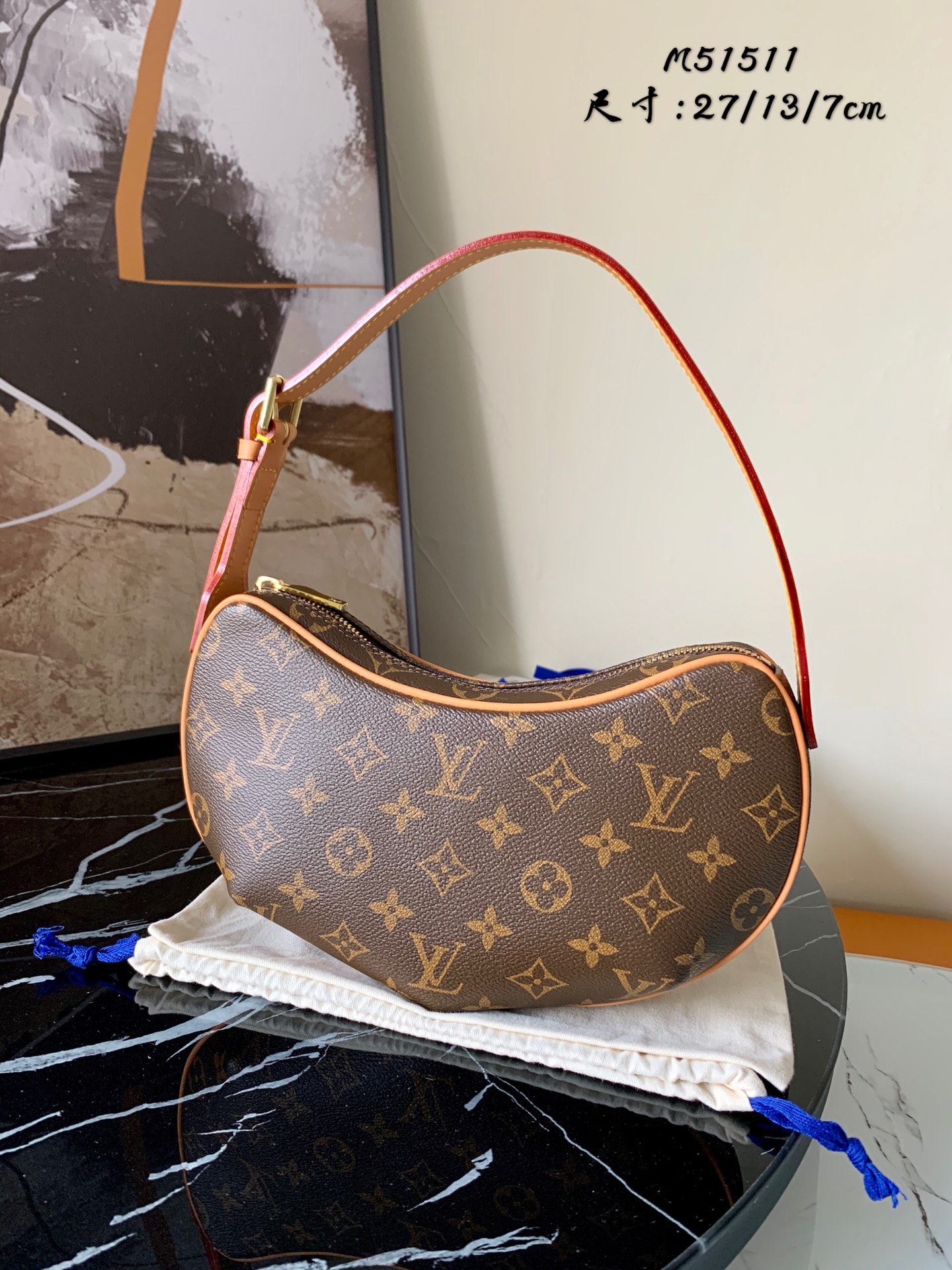 l0vis Vvtt0n croissant shoulder monogram hand bag m51511 27 x 13 x 7 cm