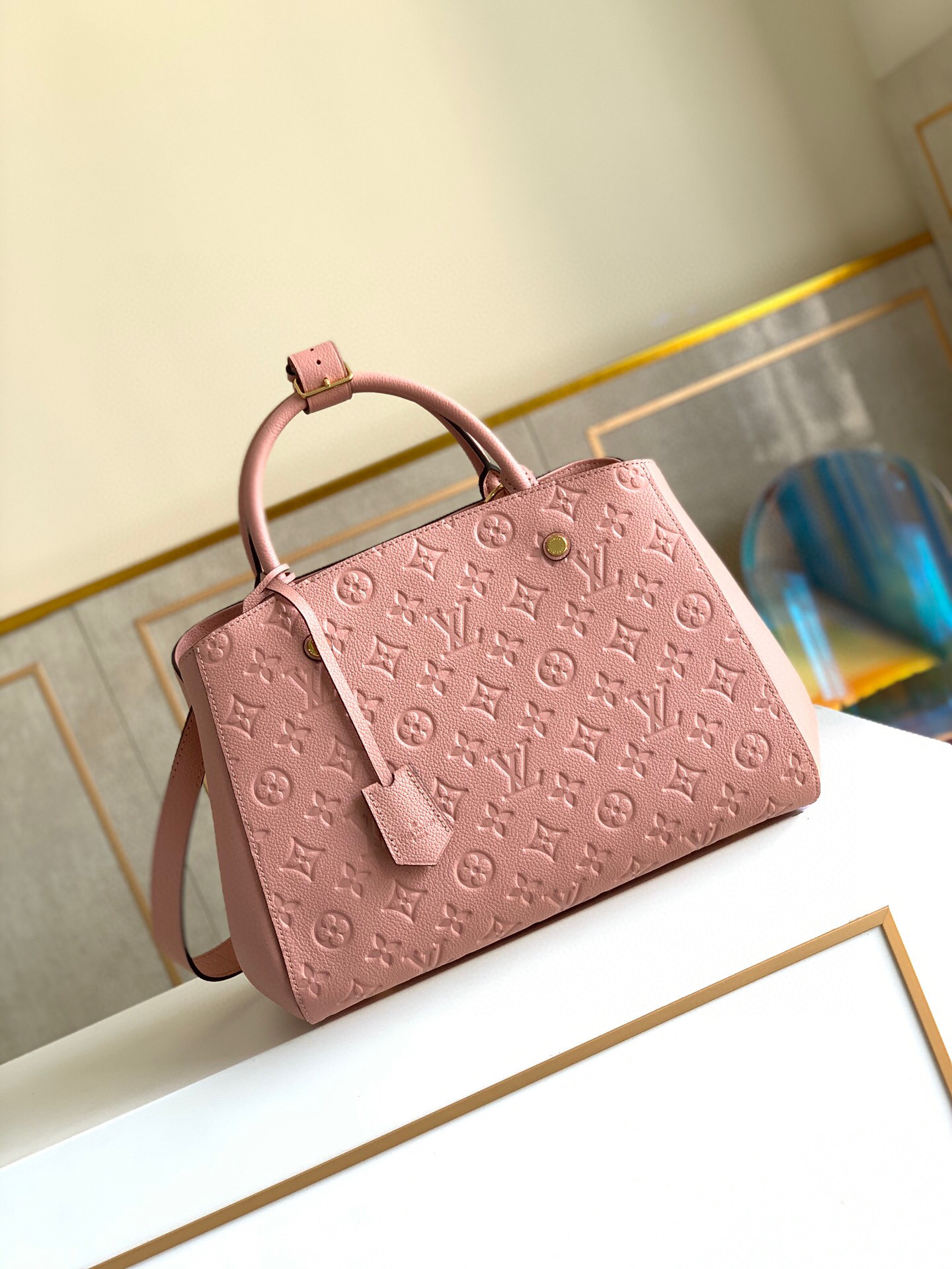 l0vis Vvtt0n montaigne mm monogram empreinte leather powder pink m41048 33 × 23 × 15 cm
