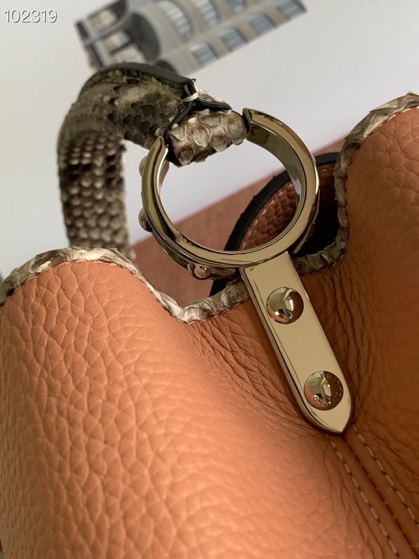 l0vis Vvtt0n capucines mm bag python leather trim and taurillon leather magnolia n92801 31.5 × 20 × 11 cm