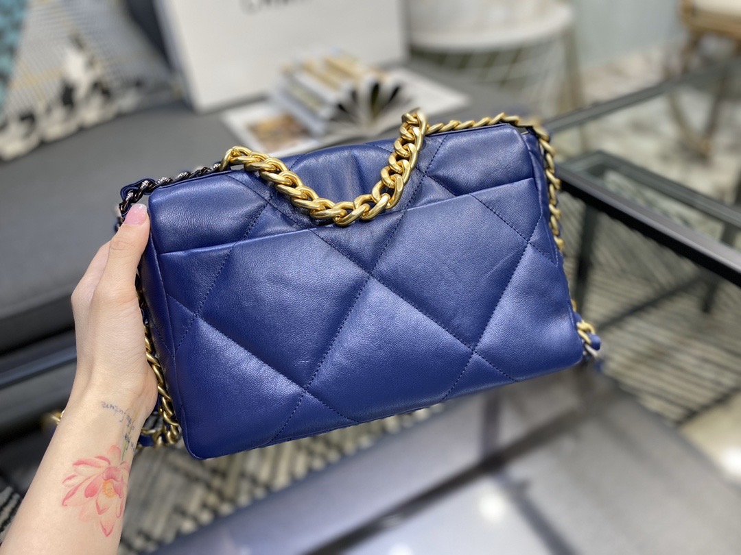Ch**el 19 handbag lambskin dark blue as1160 26cm
