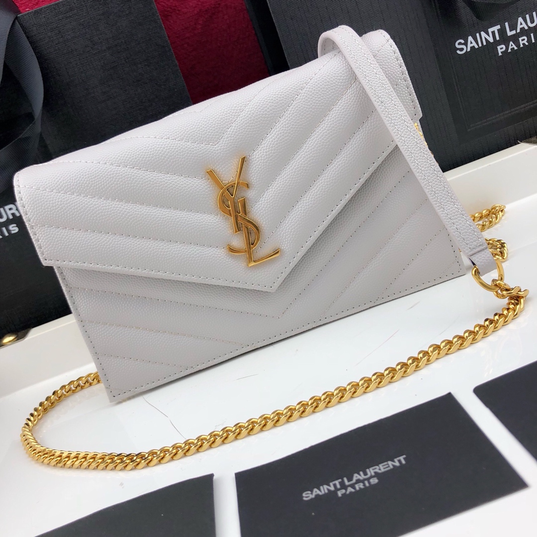 Y51 envelope chain wallet in grain de poudre embossed leather white 393953 19 x 11.5 x 4 cm