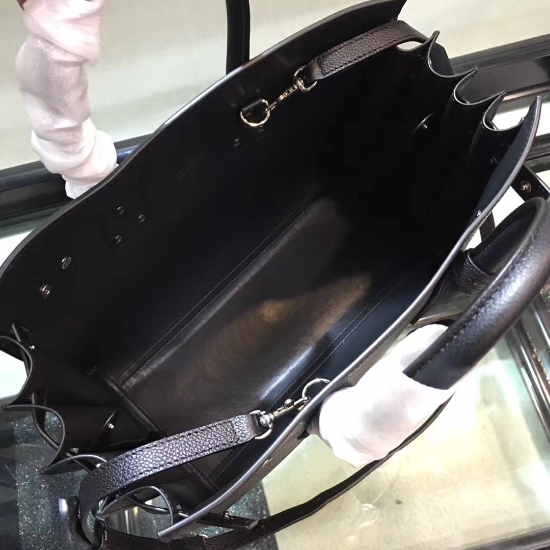 Y51 small classic sac de jour in grained leather black 378299 32 x 25 x 16.5 cm