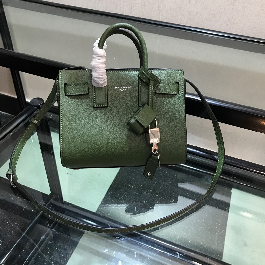 Y51 nano classic sac de jour in grained leather dark green 392035 22 x 18 x 11 cm