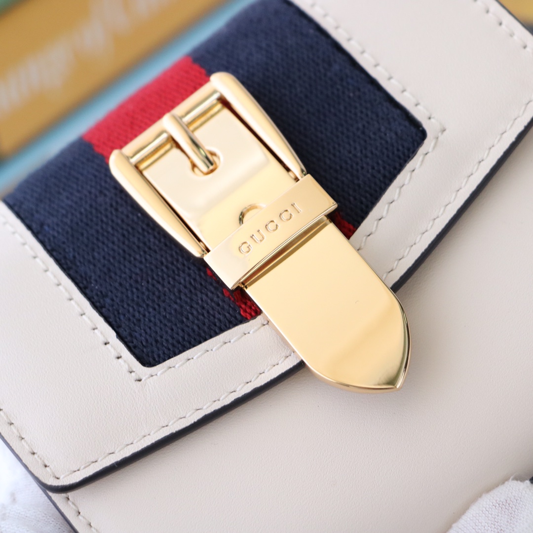 Gvc*1 sylvie tri-fold conpact wallet white 476081 11 x 9.5 x 3 cm