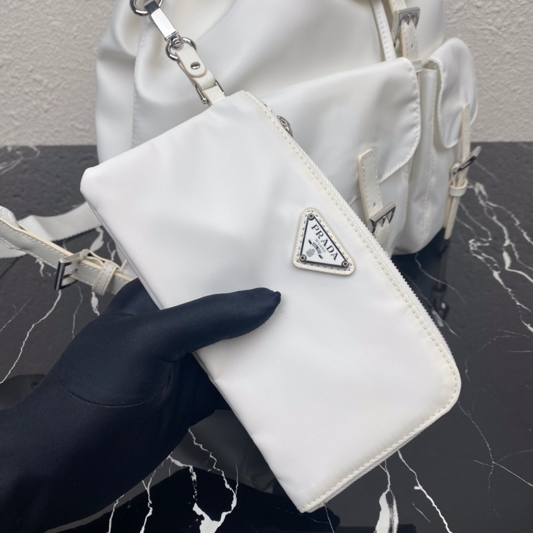 Pra*a medium nylon saffiano leather backpack white 1bz811 30 x 32 x 15 cm