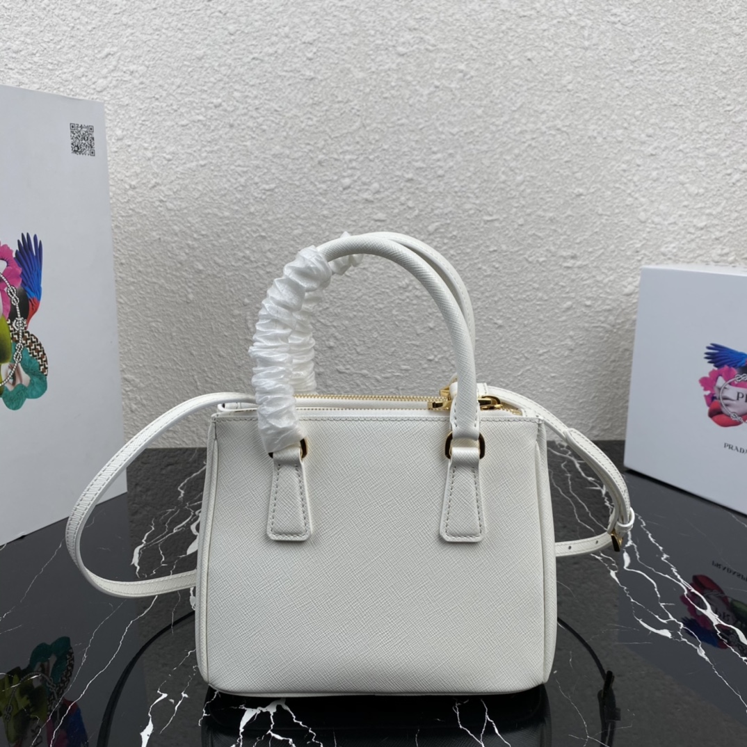 Pra*a micro galleria saffiano leather bag white 1ba906 20 x 15 x 9.5 cm