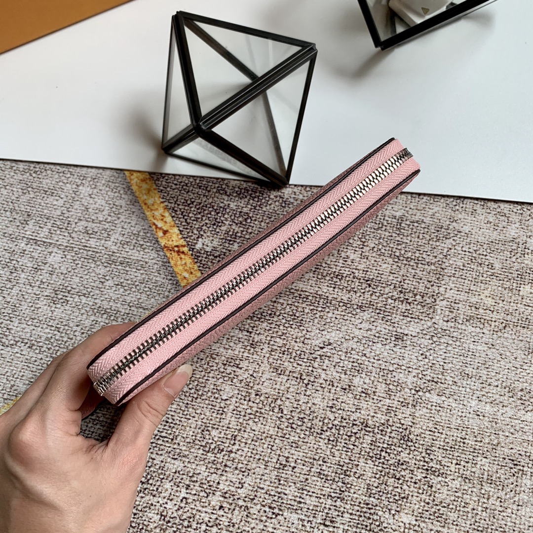 l0vis Vvtt0n zippy wallet monogram perforations mahina leather magnolia m61868 19 x 10 cm