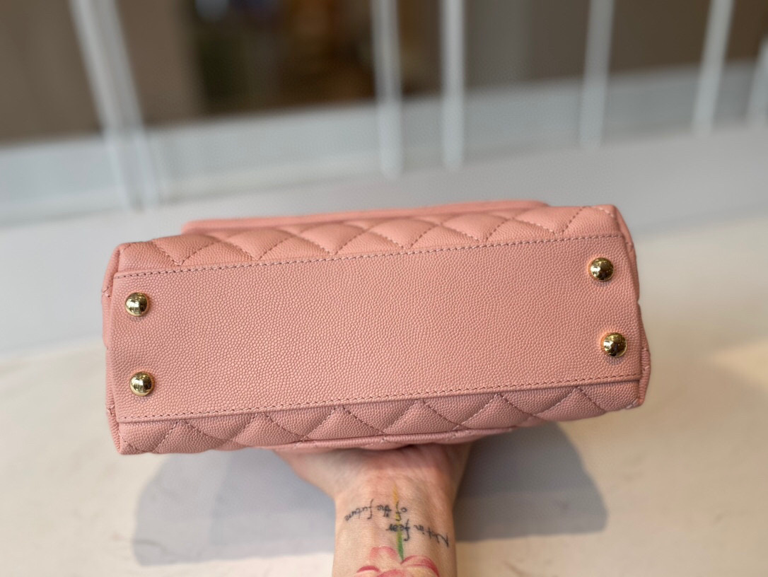 Ch**el mini coco handle bag grained leather pink a92990 23 cm