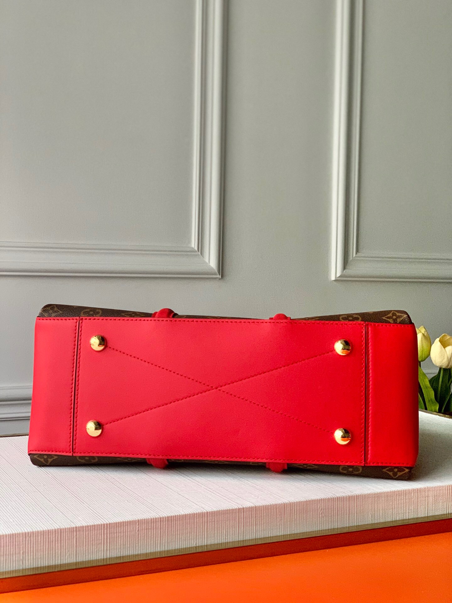 l0vis Vvtt0n soufflot mm monogram canvas and leather cherry red m44817 35 × 24 × 15 cm