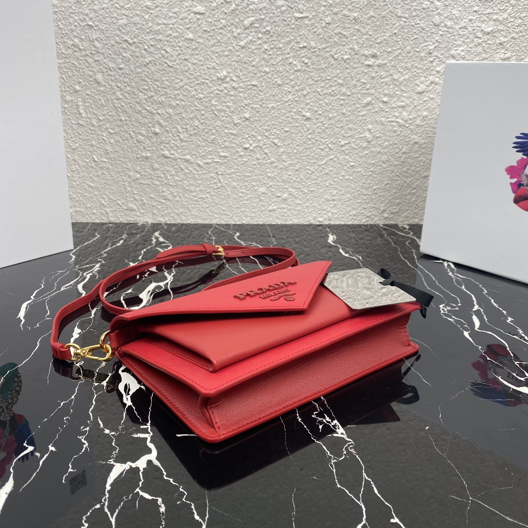 Pra*a mini saffiano leather bag fiery red 1bp020 20 x 12 x 4 cm