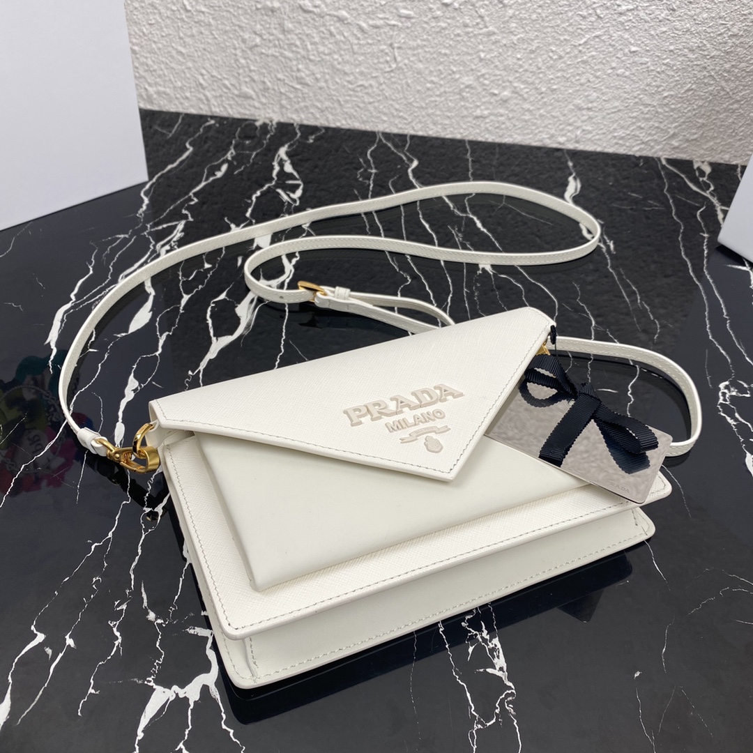 Pra*a mini saffiano leather bag white 1bp020 20 x 12 x 4 cm