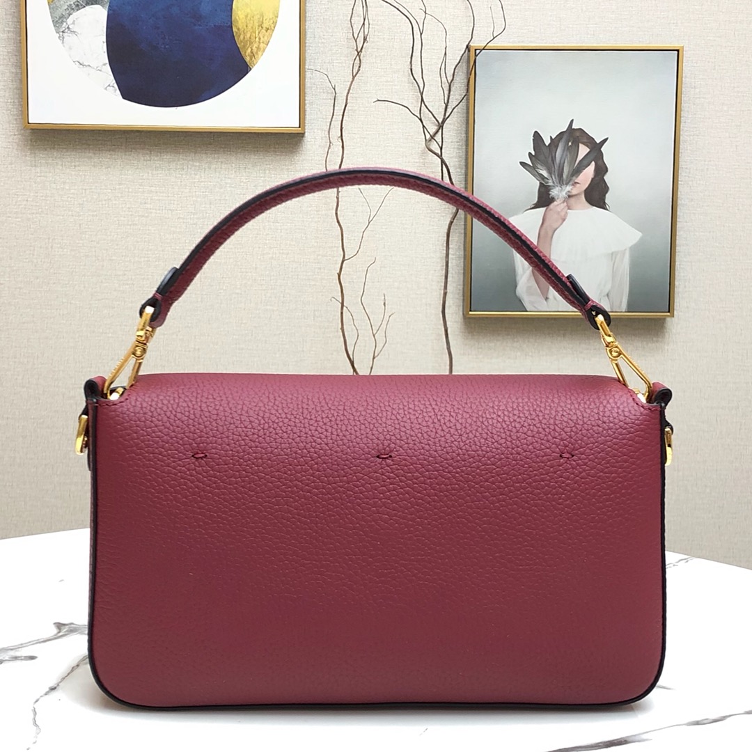 F**di large 1997 baguette leather burgundy 33 x 18 x 5.5 cm