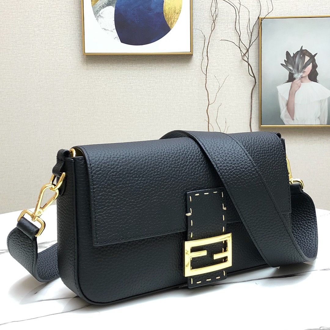 F**di medium 1997 baguette leather black 26 x 14 x 4 cm