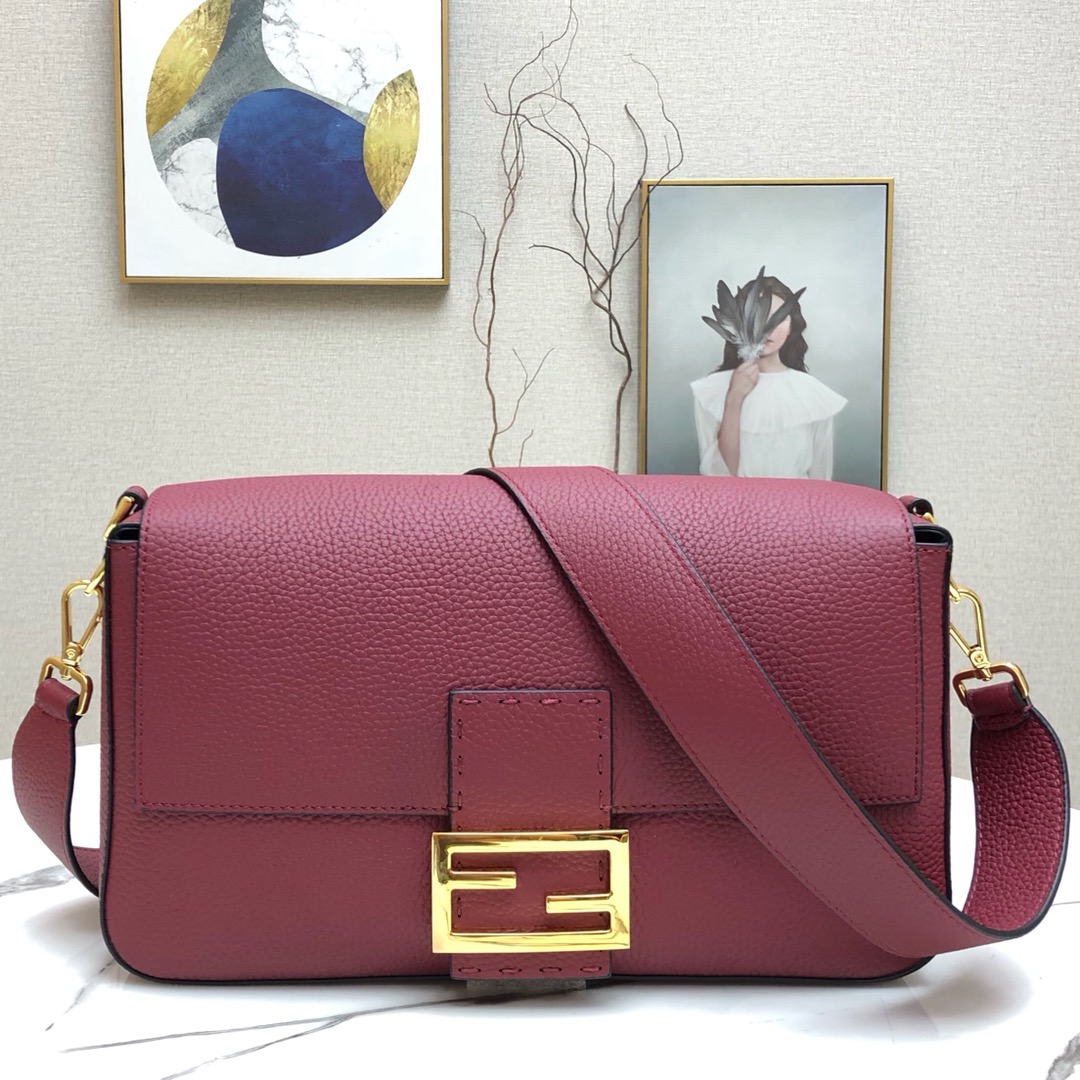 F**di medium 1997 baguette leather burgundy 26 x 14 x 4 cm