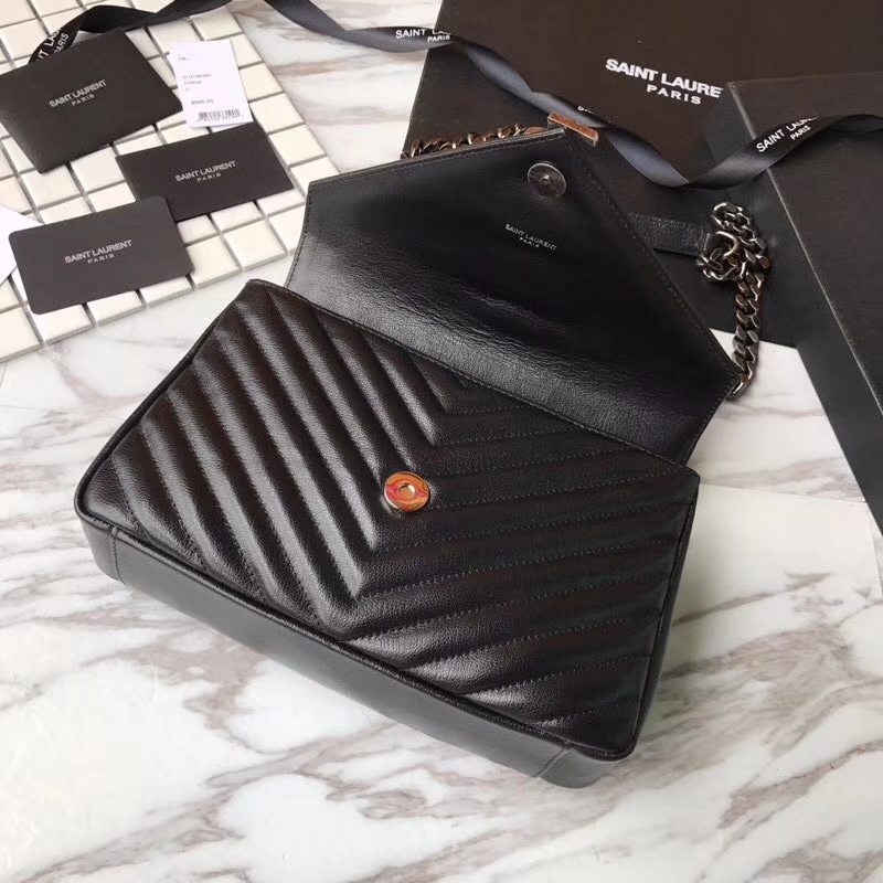 Y51 medium college in matelassÉ leather silver metal 600279 24 x 17 x 7 cm