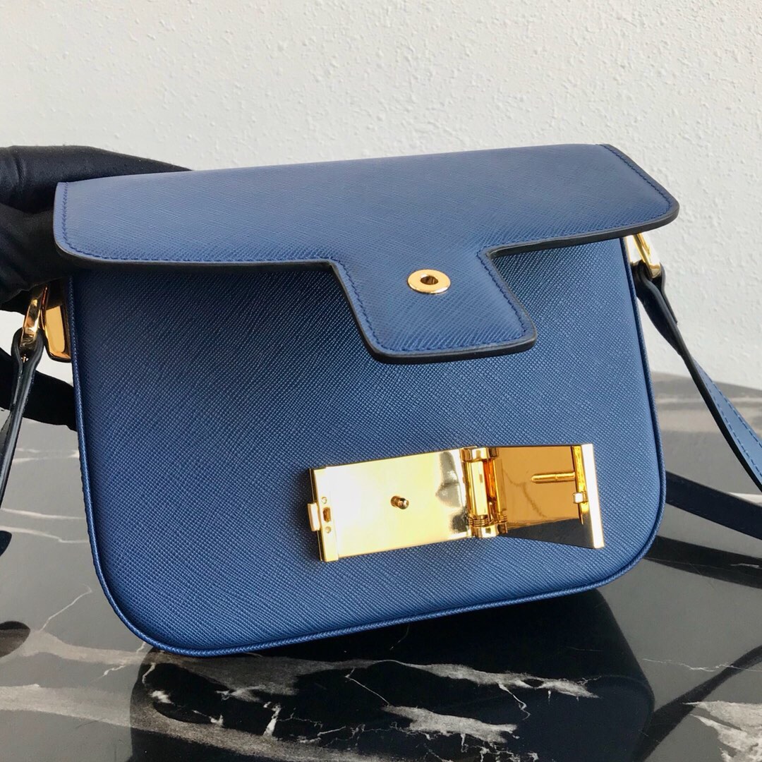 Pra*a saffiano leather emblème bag blue 1bd217 20.5 x 14 x 5 cm