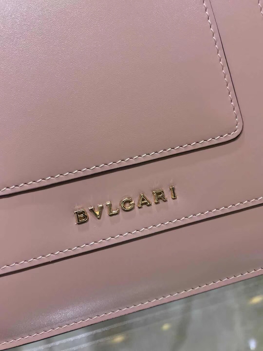 Bv1g*ai serpenti forever crossbody bag leather pink beige 280165 20 x 16 x 9 cm