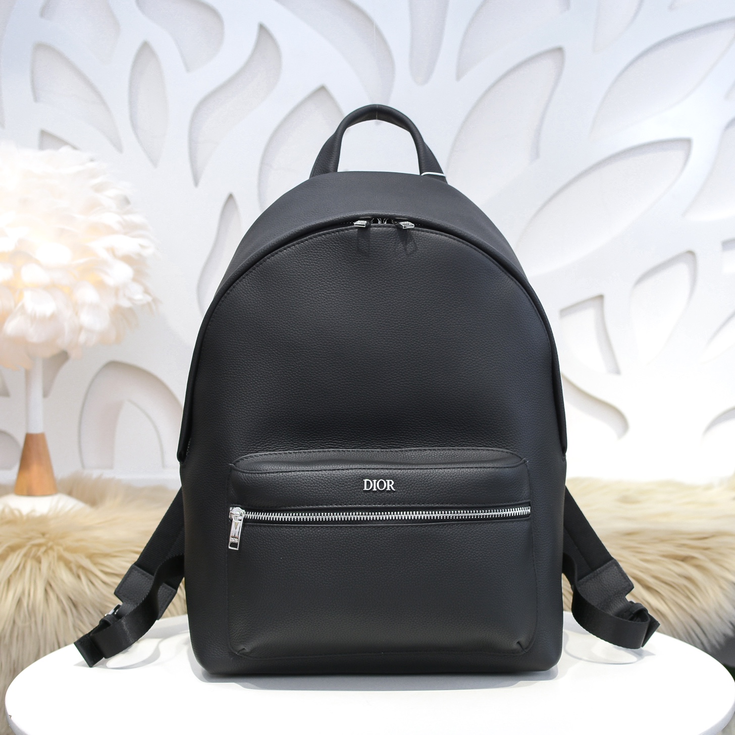 D10r backpack leather black 30 x 42 x 15 cm