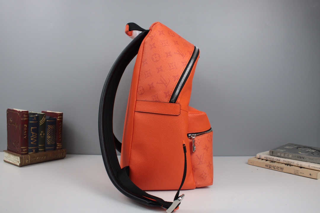 l0vis Vvtt0n discovery backpack pm monogram canvas and taiga leather orange m30230 37 x 40 x 20 cm