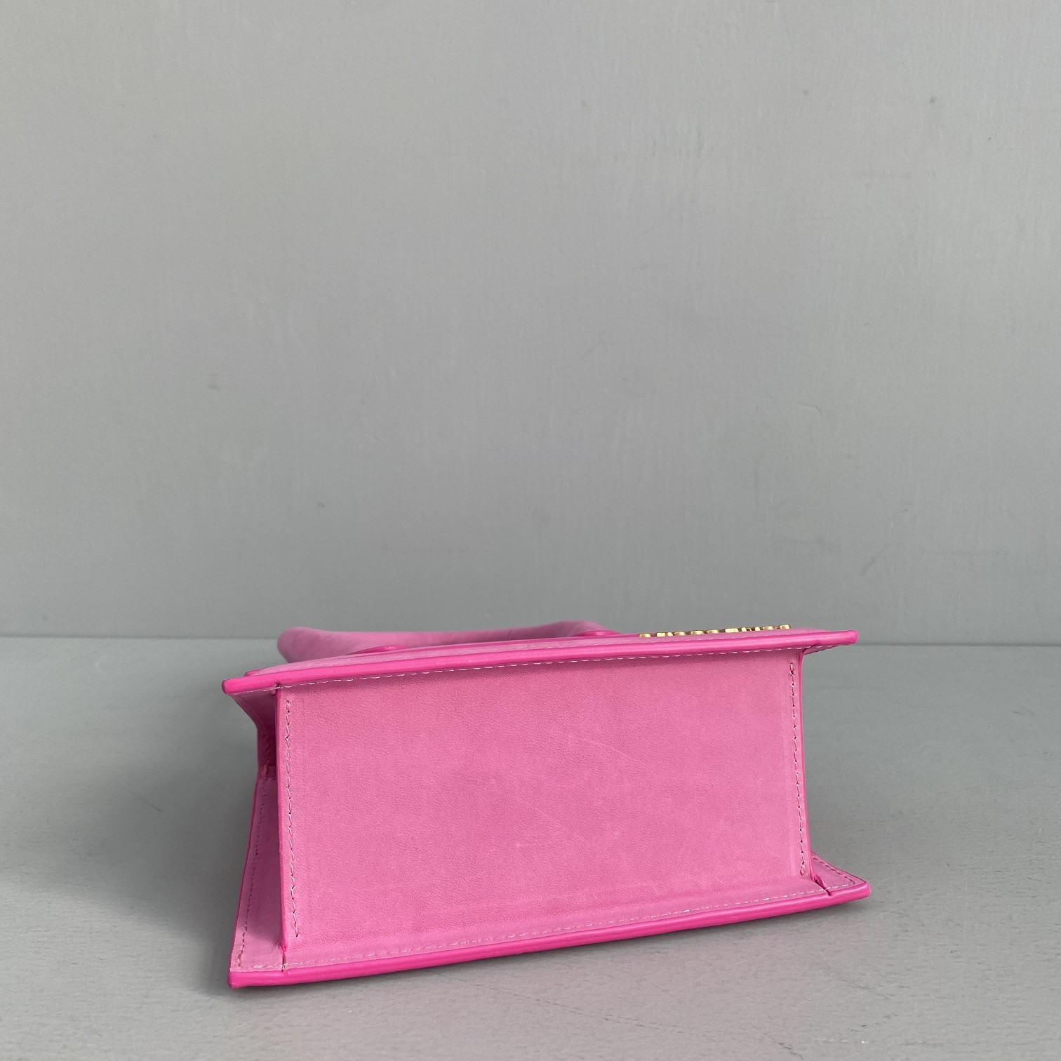 JACQUEMUS SMALL Le Chiquito Leather Pink 213BA02 18 x 15.5 x 8 cm