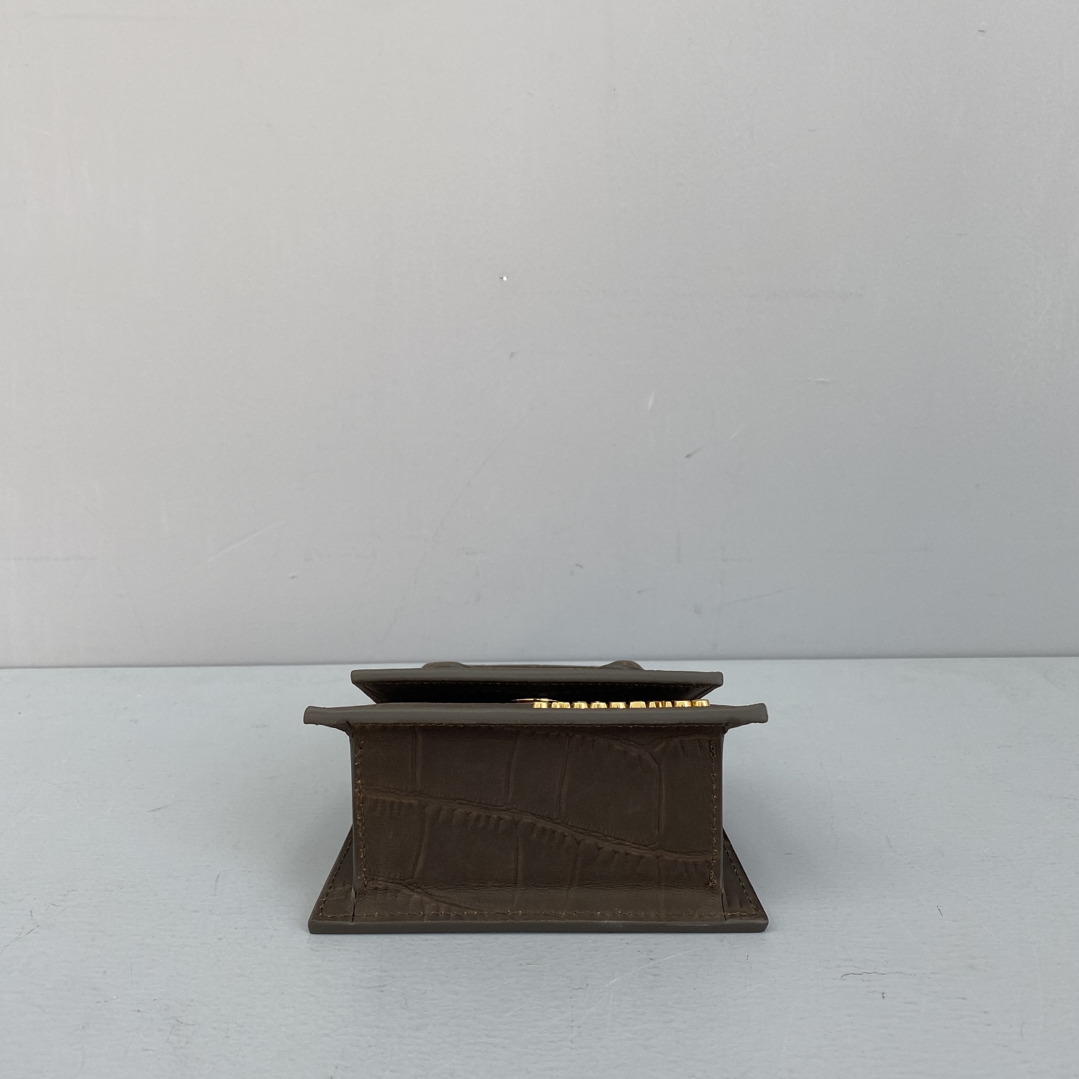 JACQUEMUS LE CHIQUITO Mini Crocodile Leather Bag Dark Brown 213BA01 12 x 8 x 5 cm