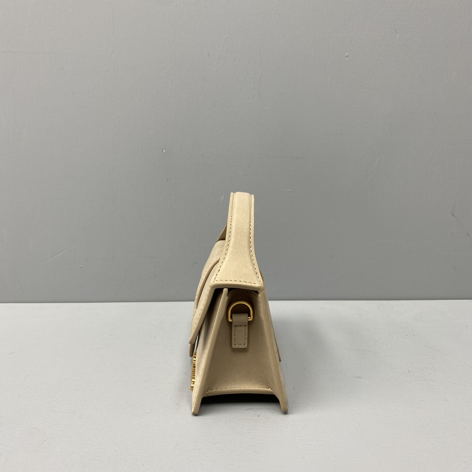 JACQUEMUS SMALL Le Bambino Velvet Beige 213BA06 18 x 6 x 7 cm