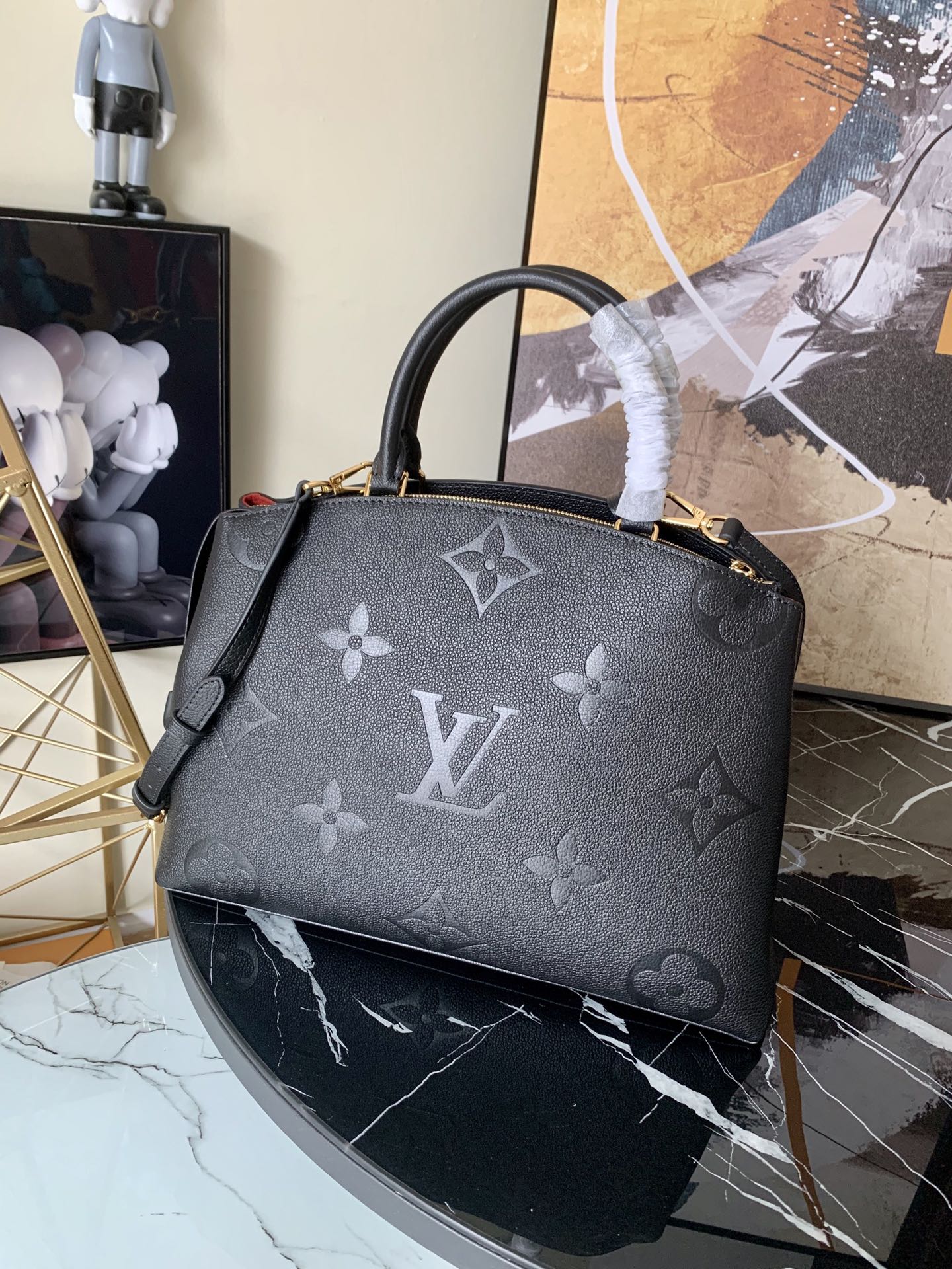 l0vis Vvtt0n grand palais monogram empreinte leather black m45811 34 x 24 x 15 cm