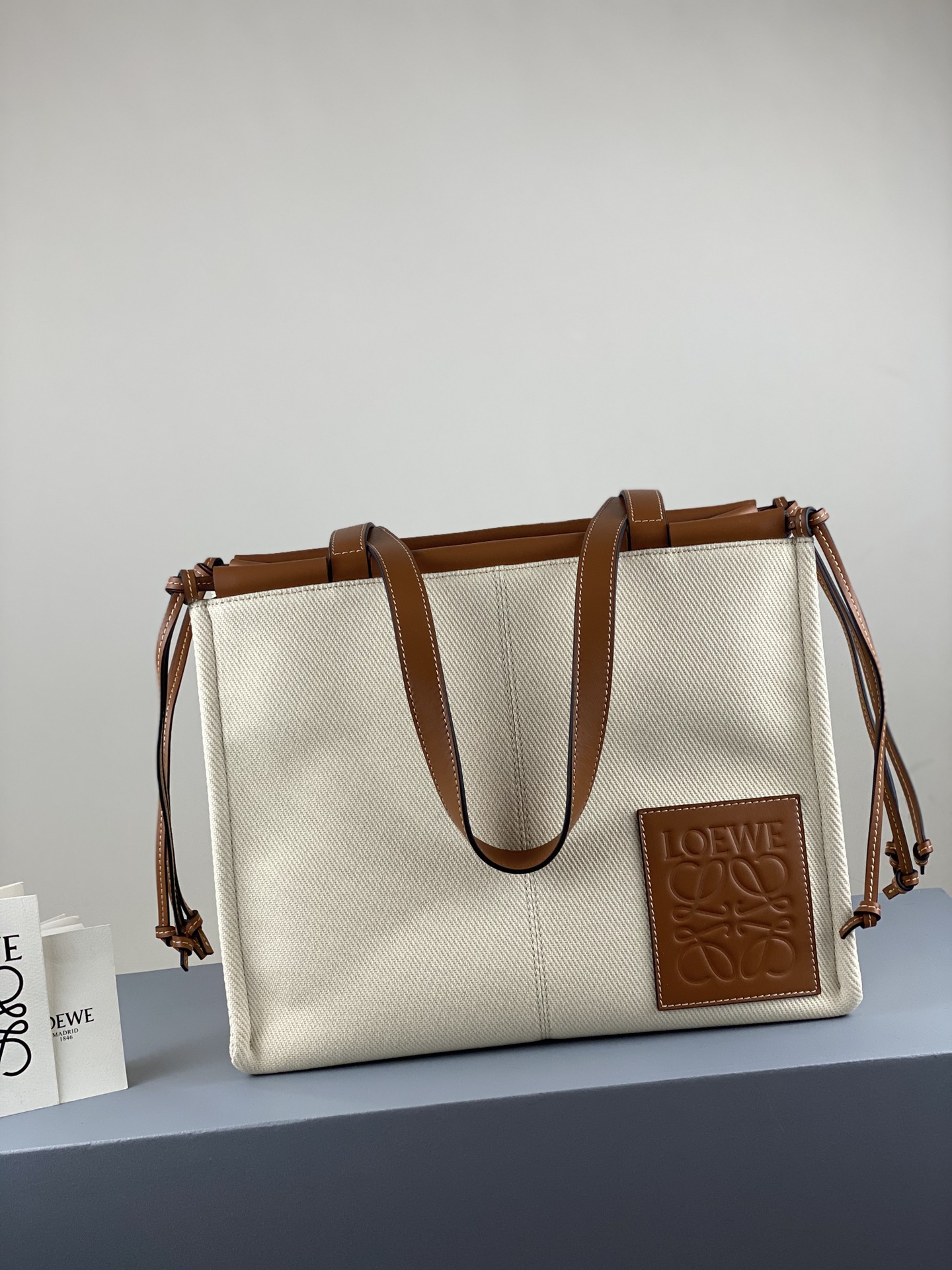 L0ew* small cushion tote bag canvas and calfskin light oat 330.02aa93 32 x 24 x 16cm