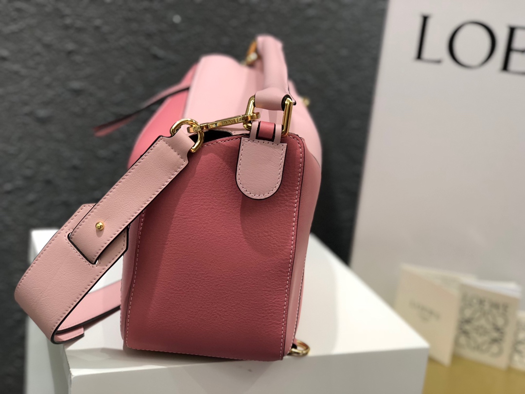L0ew* medium puzzle bag classic calfskin gold metal blossom/pink 322.30js20 29 x 18 x 12 cm