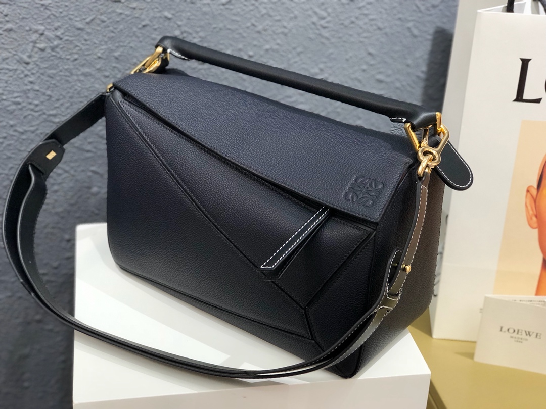 L0ew* medium puzzle bag soft grained calfskin gold metal midnight blue/black 32212kbs20 29 x 18 x 12 cm