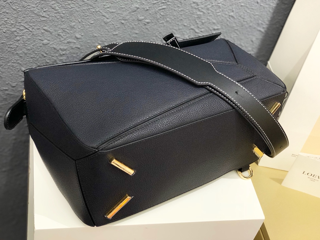 L0ew* medium puzzle bag soft grained calfskin gold metal midnight blue/black 32212kbs20 29 x 18 x 12 cm