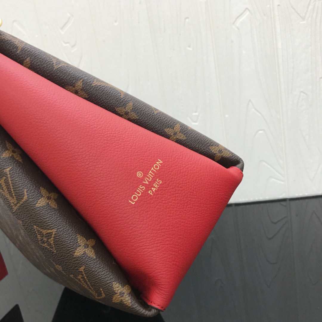 l0vis Vvtt0n surÈne mm monogram canvas red m43772 36 x 26 x 13 cm