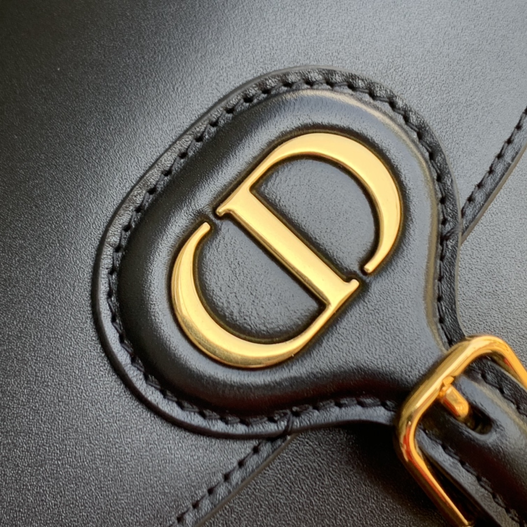 D10r small bobby bag box calfskin black m9317 18 x 14 x 5 cm