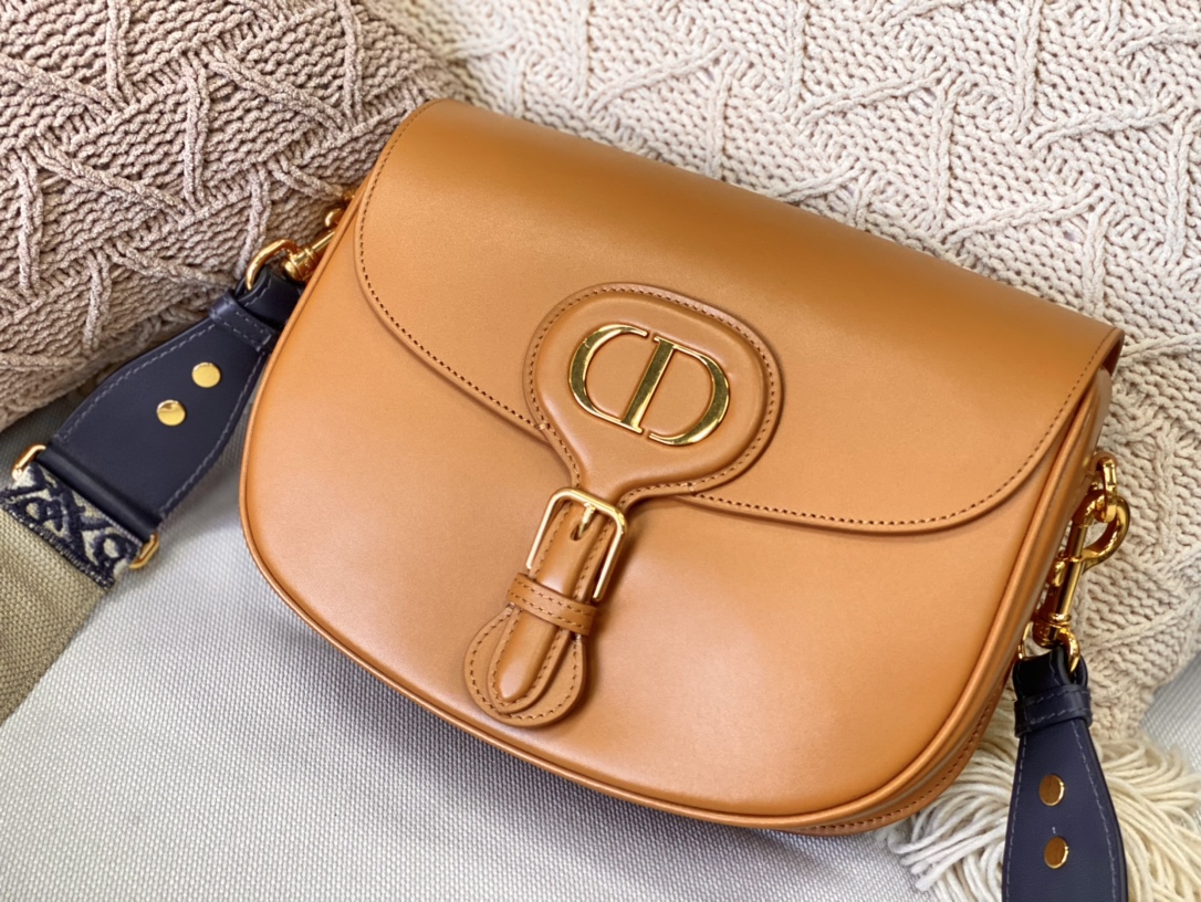 D10r large bobby bag box calfskin tan m9320 27 x 8 x 19.5 cm