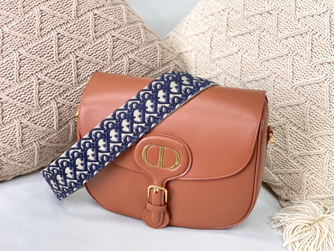 D10r large bobby bag box calfskin brown m9320 27 x 8 x 19.5 cm