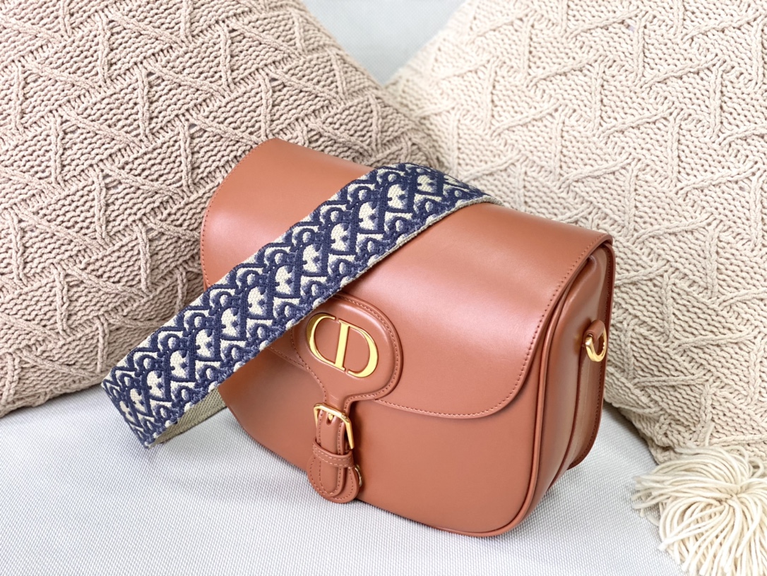 D10r large bobby bag box calfskin brown m9320 27 x 8 x 19.5 cm