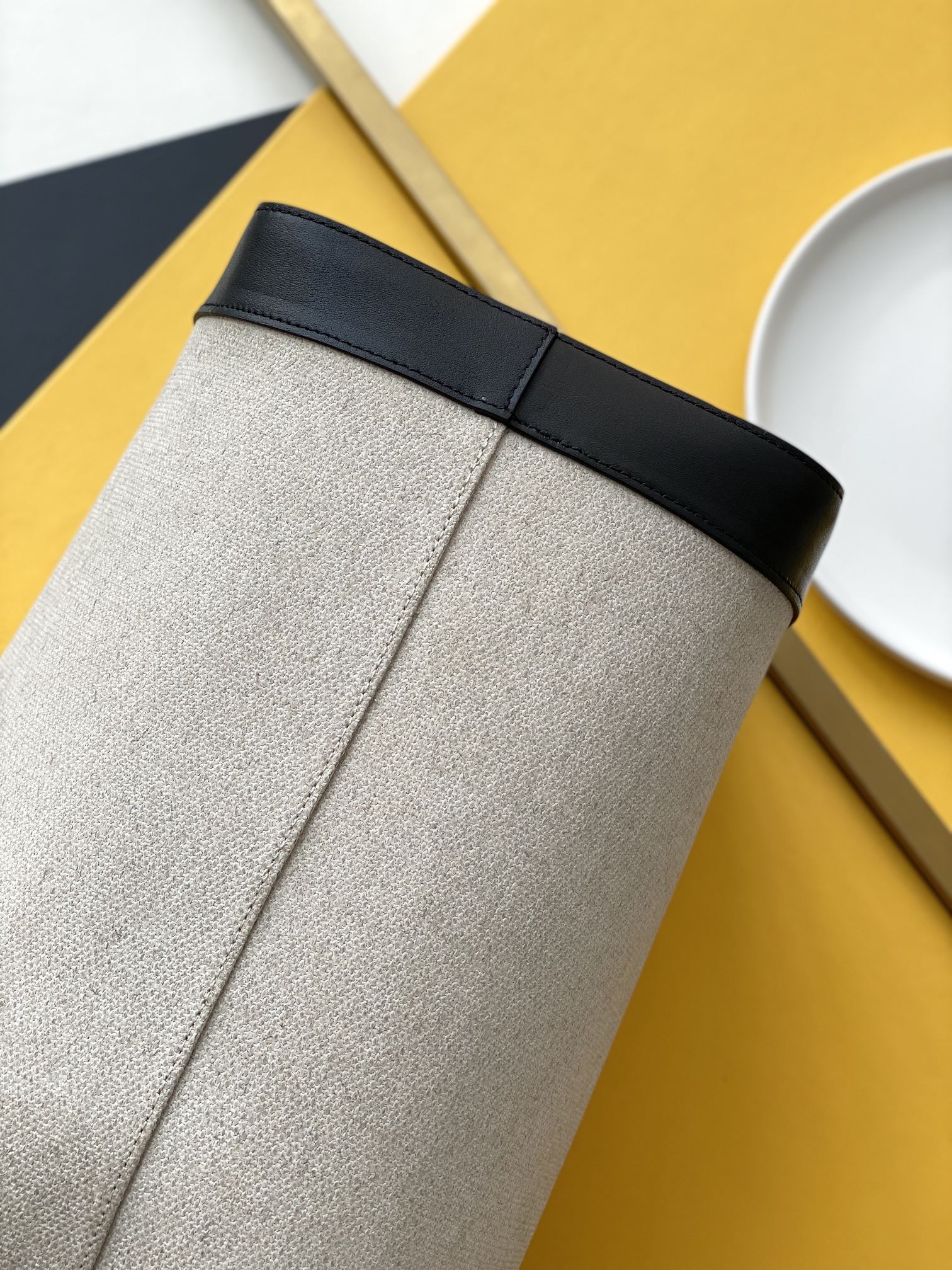 Y51 teddy canvas tote bag white and black 5515959 25.5 x 33 x 19.5 cm