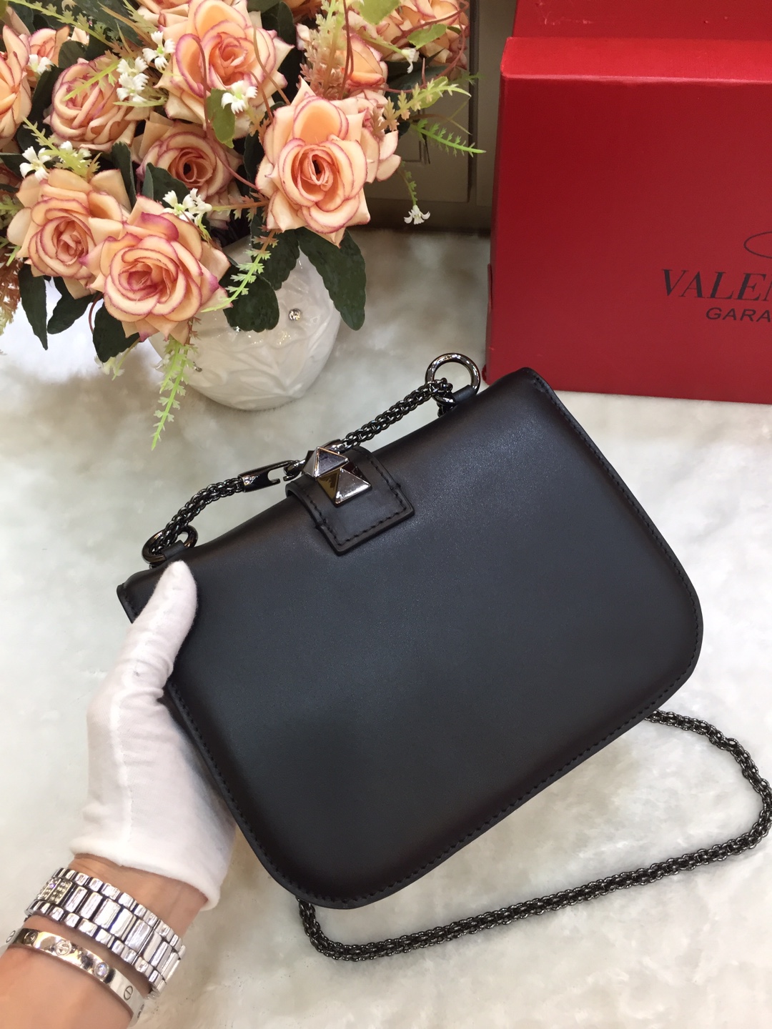 Va1e*ntin0 small garavani pre-owned 2010s rockstud shoulder bag leather black metal 21 × 8 × 15 cm