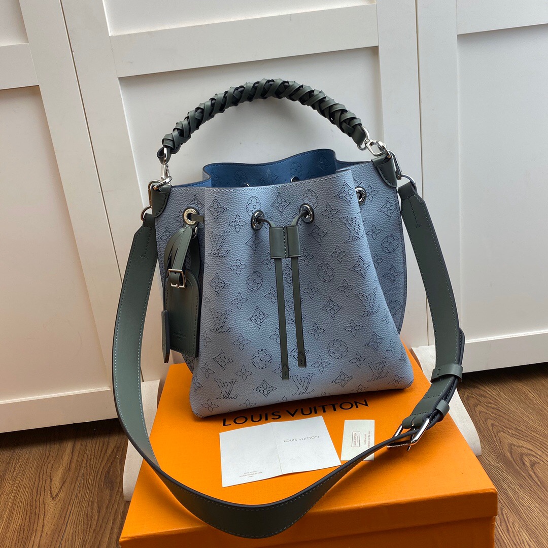 l0vis Vvtt0n muria mahina monogram motif sky blue m55801 25 x 25 x 20 cm