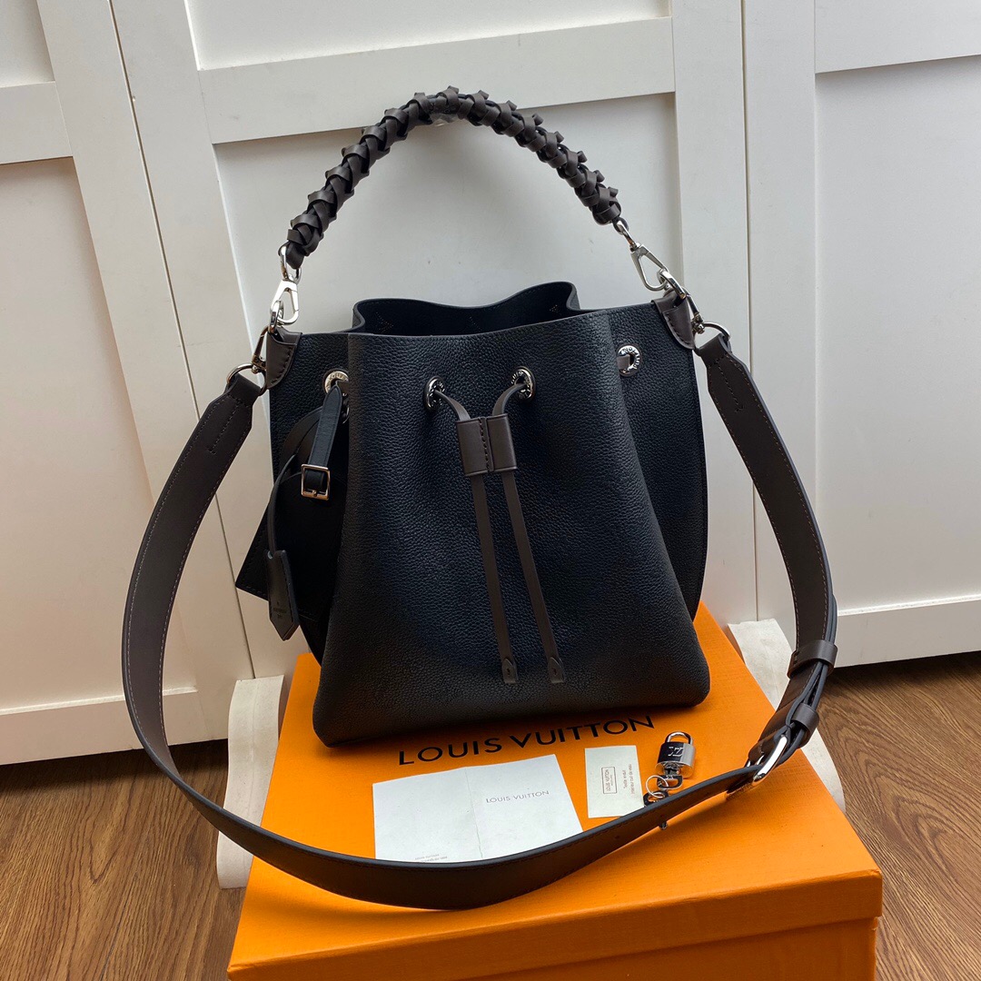 l0vis Vvtt0n muria mahina monogram motif black m55800 25 x 25 x 20 cm