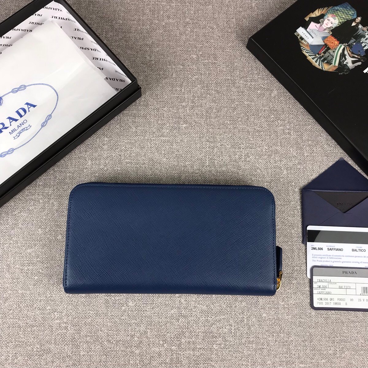 Pra*a large saffiano leather wallet navy 1ml506 20 x 10 cm