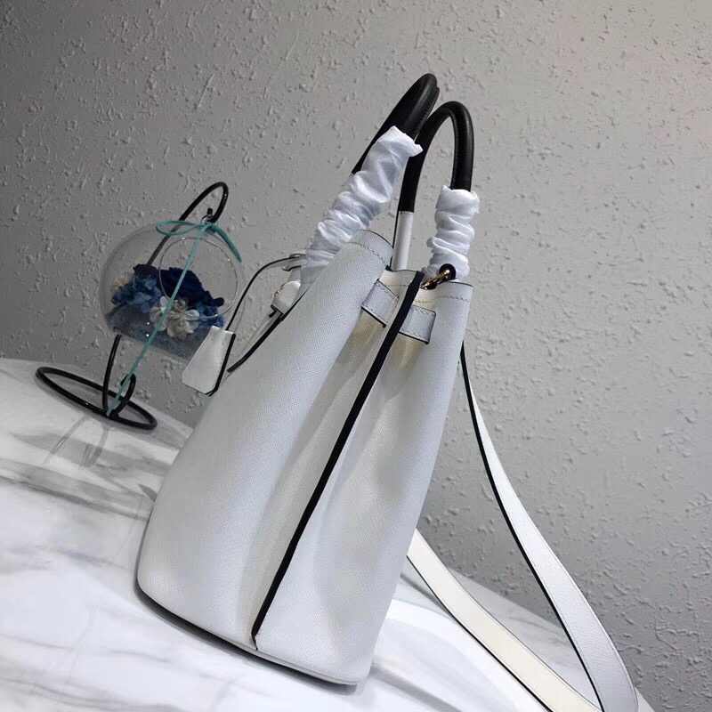 Pra*a top handle tote bag leather white/black 1bg148 33 × 24 × 14.5 cm